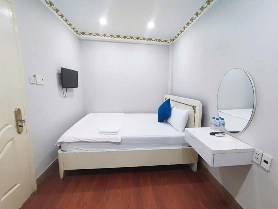 Crowne Bui Vien City Center Hotel – Ho Chi Minh City